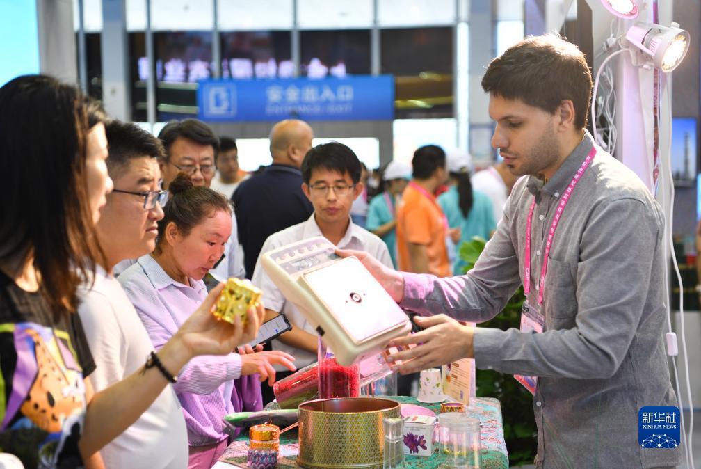 乐谷游戏送十万金币
